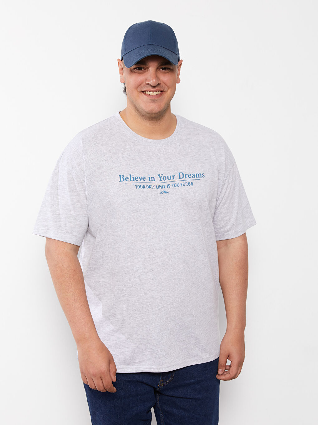 تيشيرت أوفراسايز ياقة دائرية كم قصير مطبوع جيرسي للرجال-2