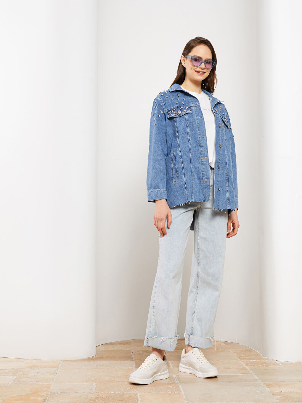 İndigo Gömlek Yaka Parlak Taşlı Kadın Jean Ceket-3