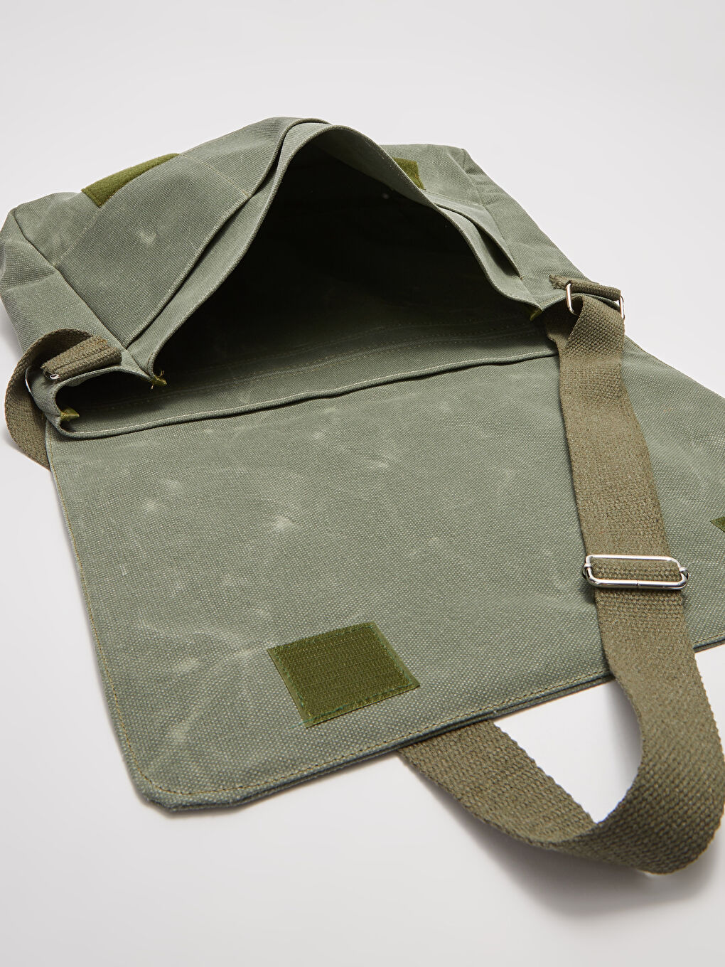 Haki Ayarlanabilir Askılı Kadın Laptop Çantası-3