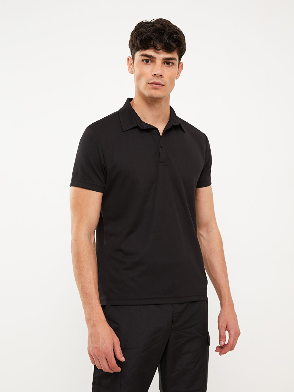 Siyah Polo Yaka Kısa Kollu Erkek Tişört-1