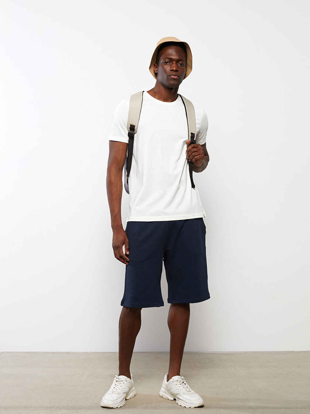 Lacivert Standart Kalıp Erkek Şort