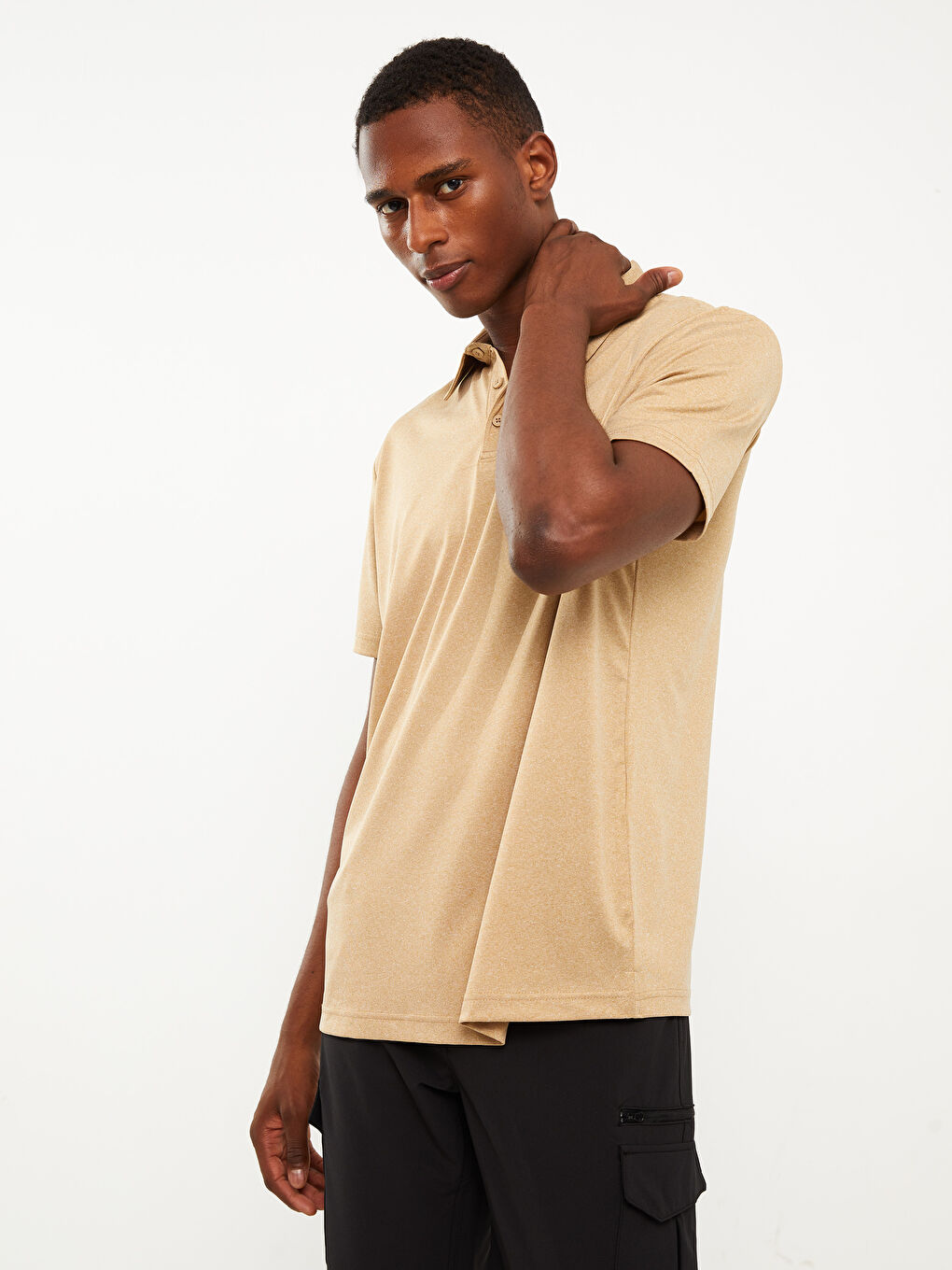 Kahverengi Polo Yaka Kısa Kollu Erkek Tişört-1