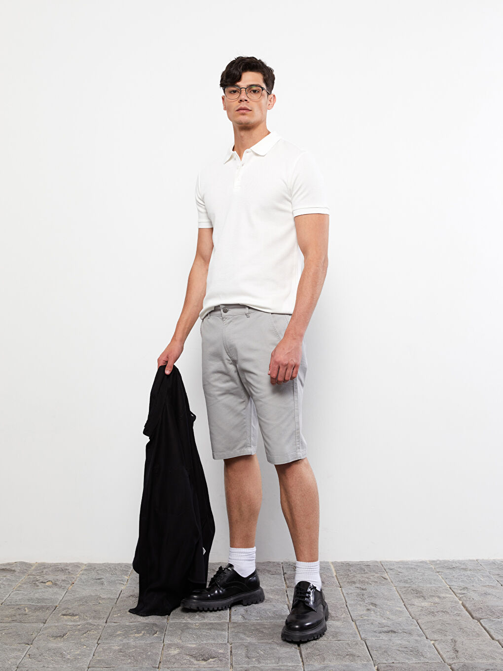 Gri Slim Fit Gabardin Erkek Şort