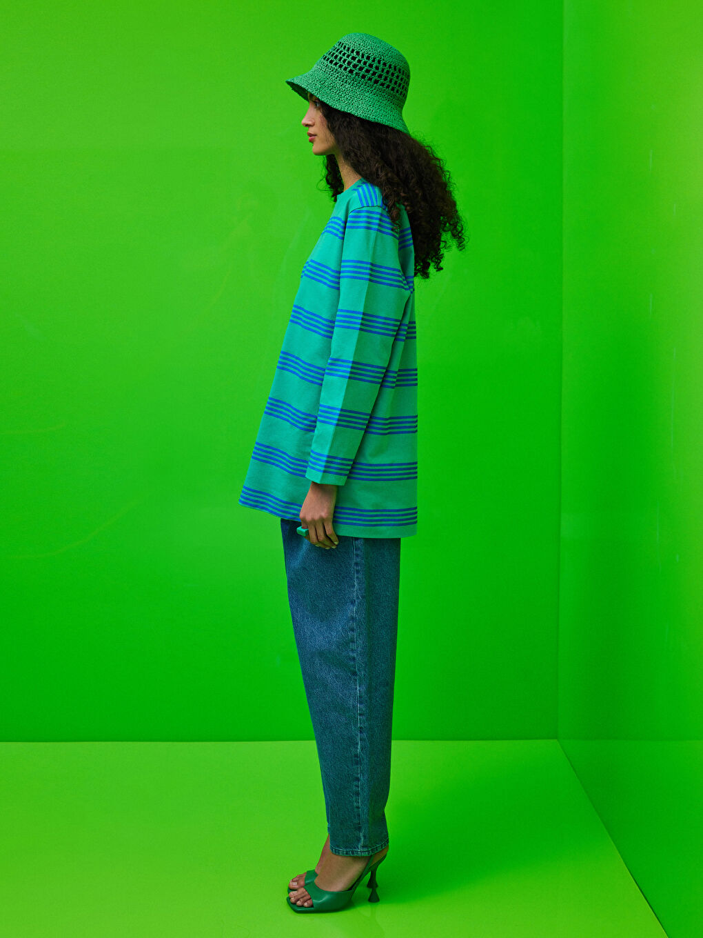 Regular Fit Women's Jeans-1