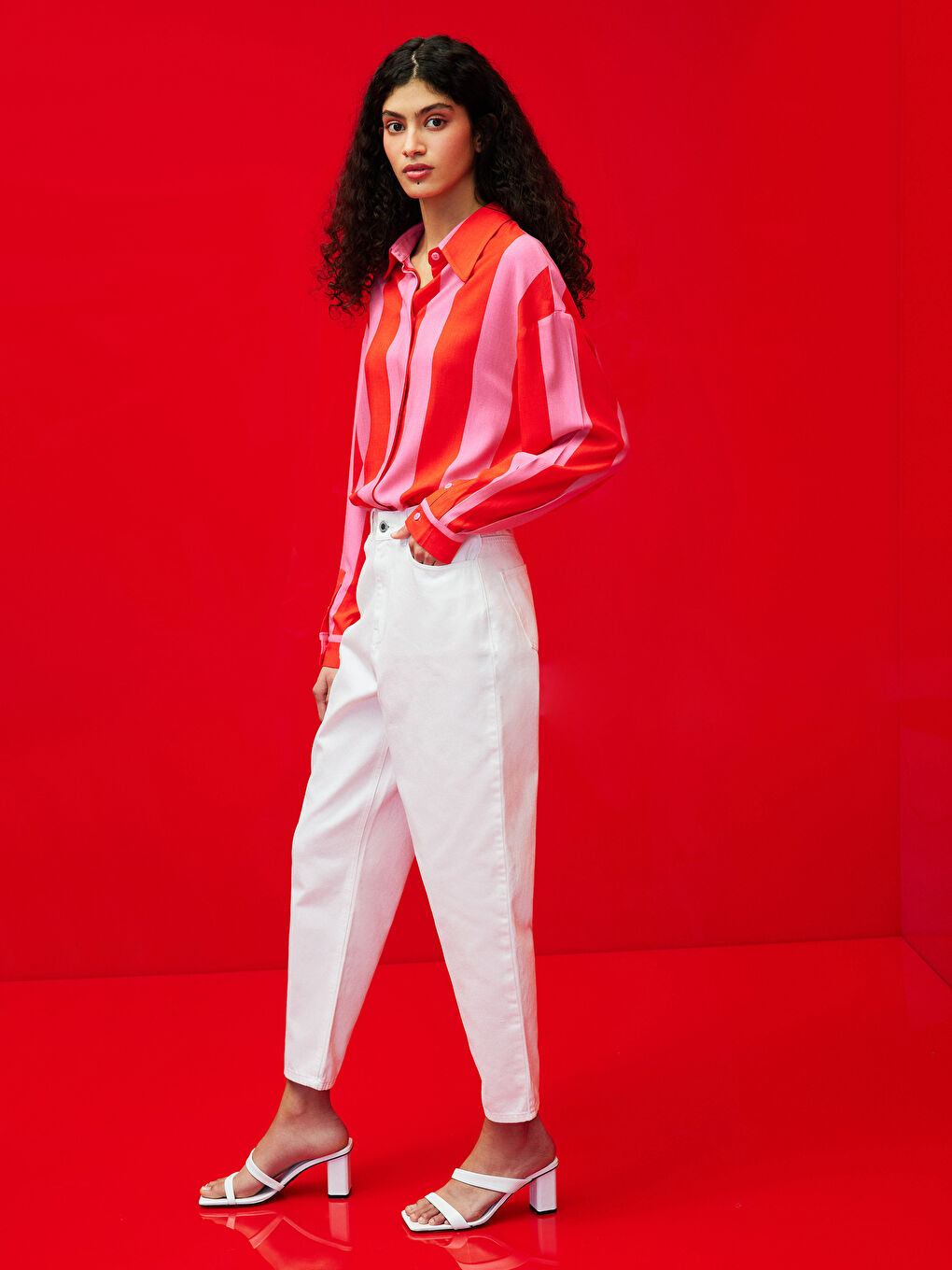 Blugi de Damă Confortabili Croi Drept cu Buzunare Detaliate-1