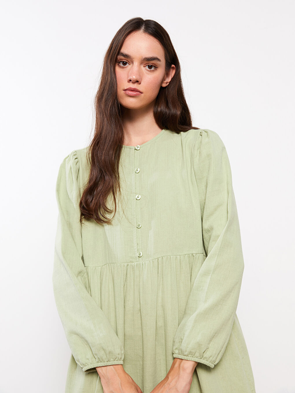 Robe en Coton à Col Rond Droite à Manches Longues pour Femmes-1