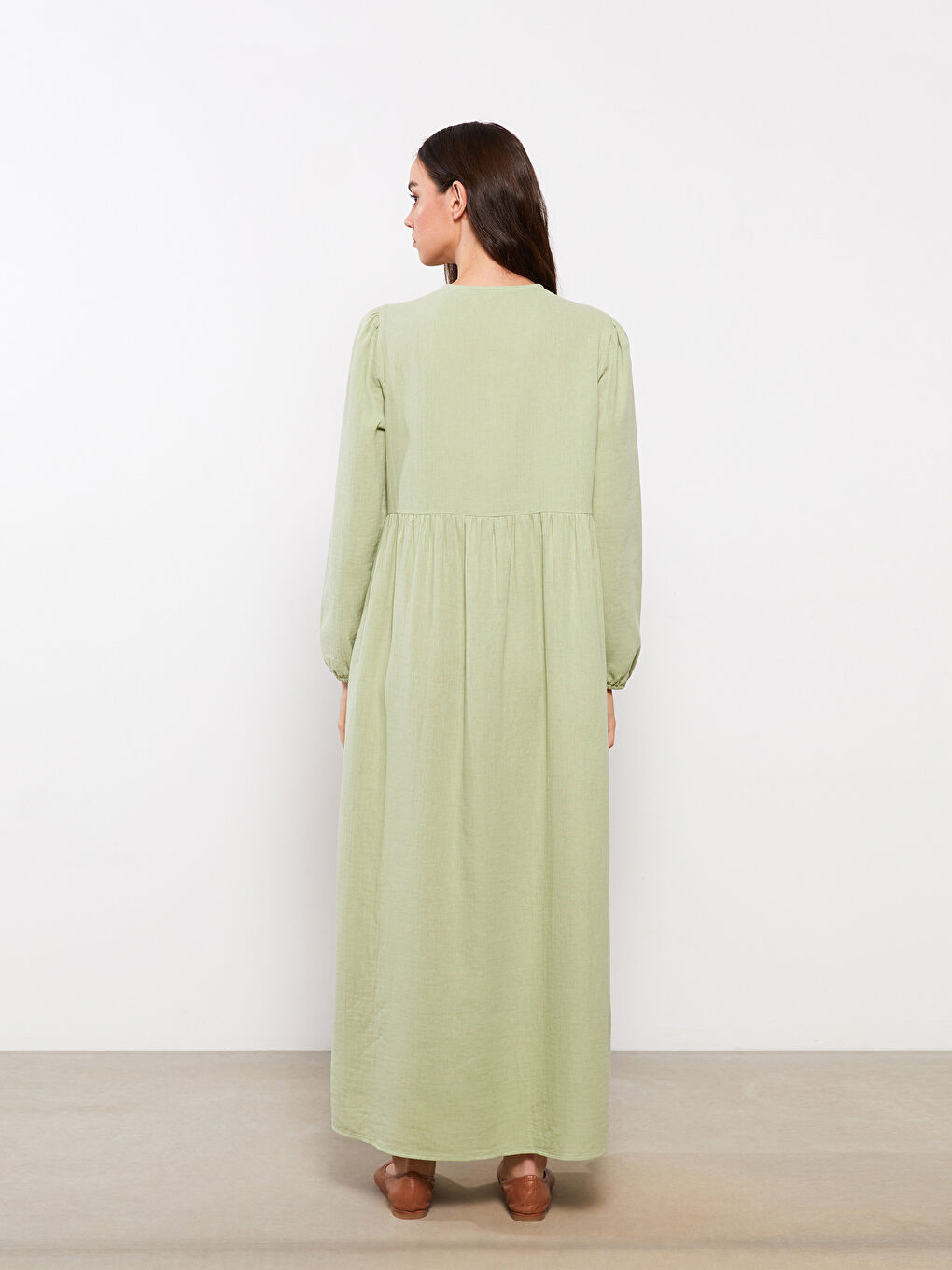 Robe en Coton à Col Rond Droite à Manches Longues pour Femmes-3