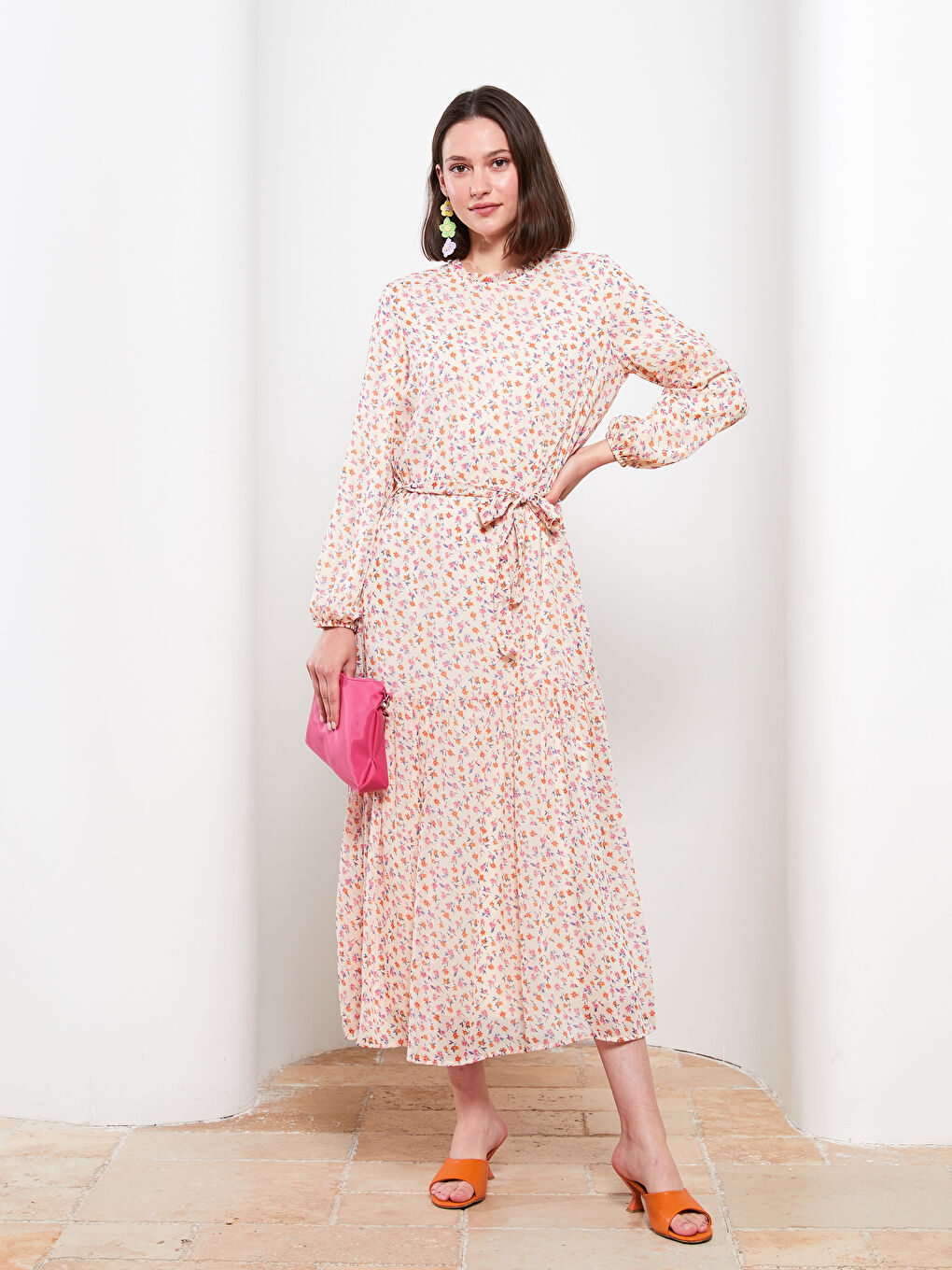 Ekru Bisiklet Yaka Desenli Uzun Kollu Şifon Kadın Elbise-1