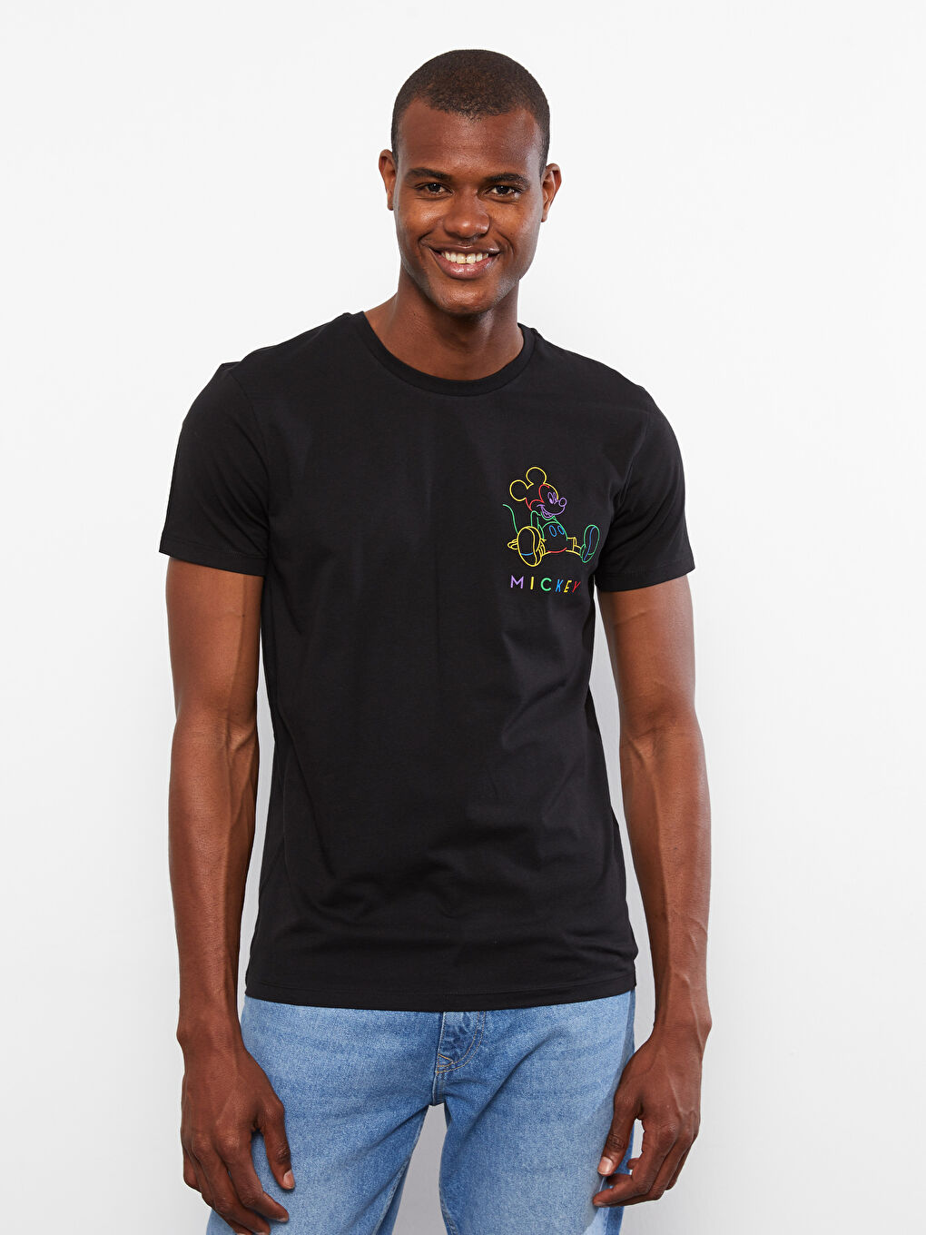 Siyah Bisiklet Yaka Kısa Kollu Mickey Mouse Baskılı Penye Erkek Tişört-1