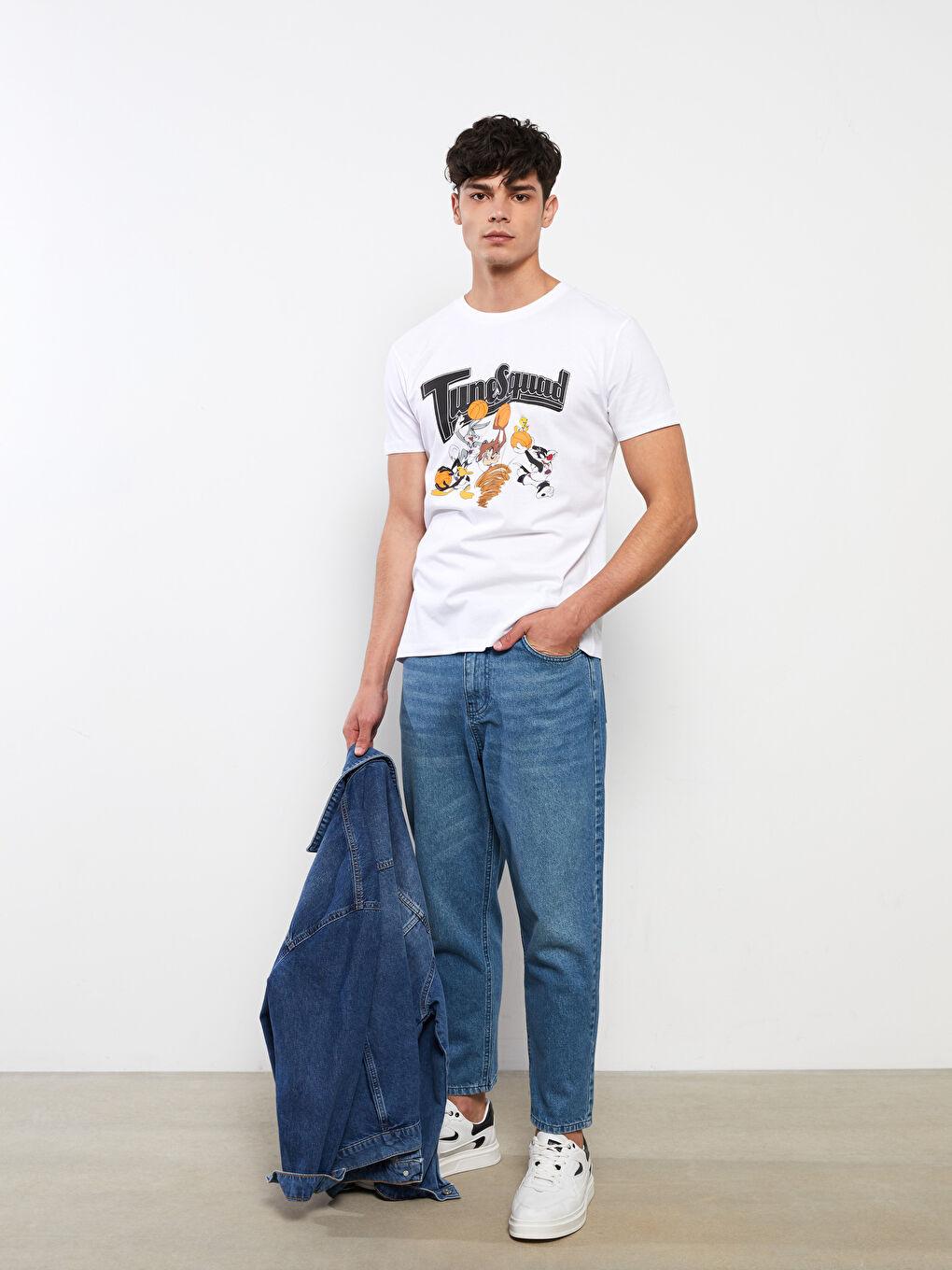 Crew Neck Short Sleeve Bugs Bunny Printed Combed Cotton Men's T-Shirt