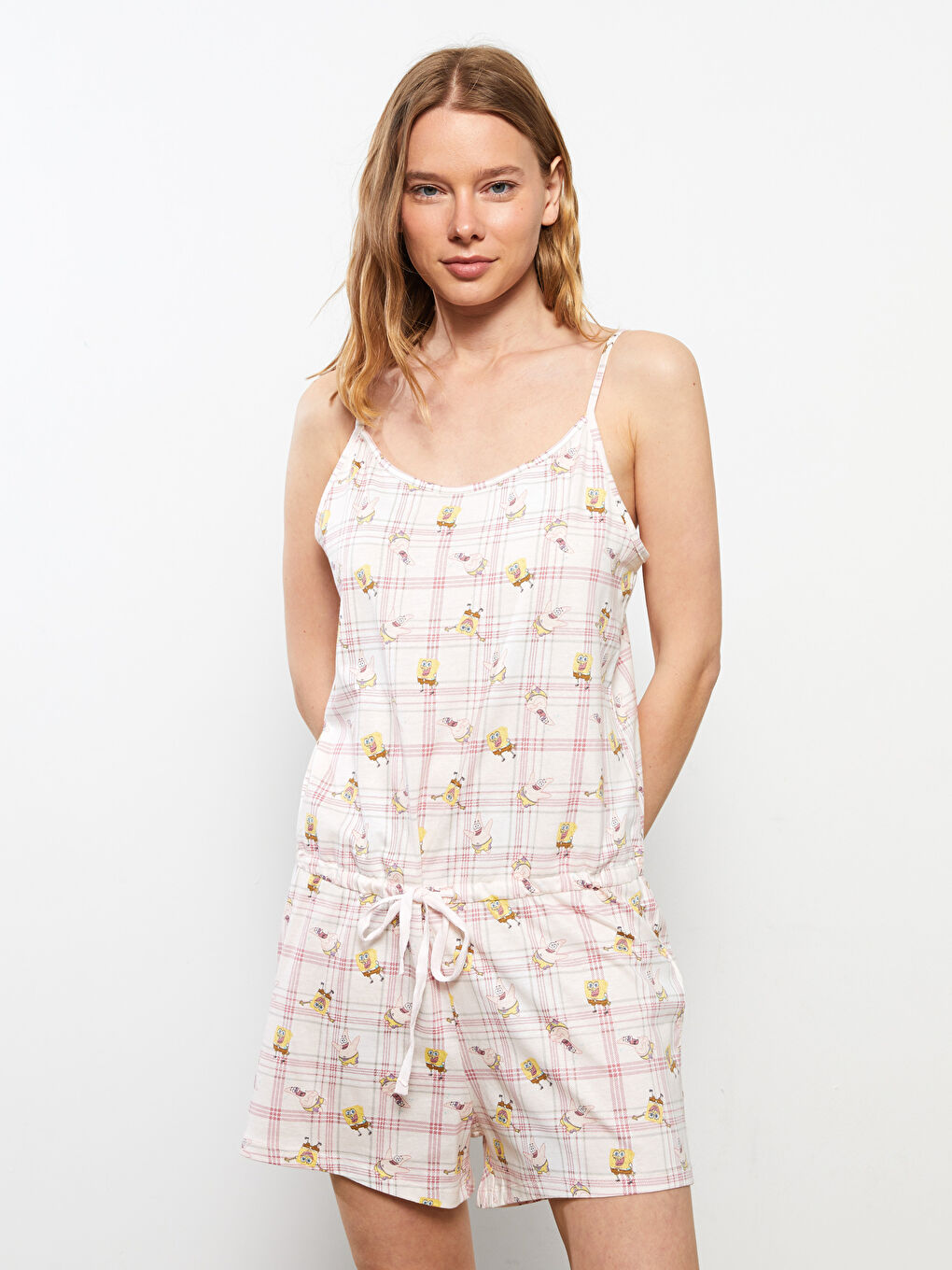 LCW DREAM U-Neck SpongeBob Printed Strappy Women's Shorts Jumpsuit Pajamas -S2IF12Z8-LSZ