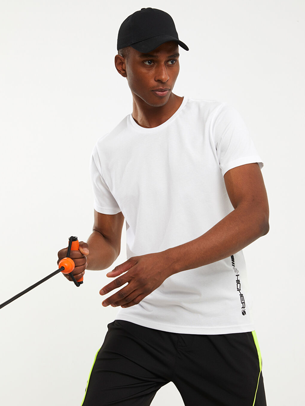 Beyaz Bisiklet Yaka Kısa Kollu Baskılı Erkek Spor Tişört