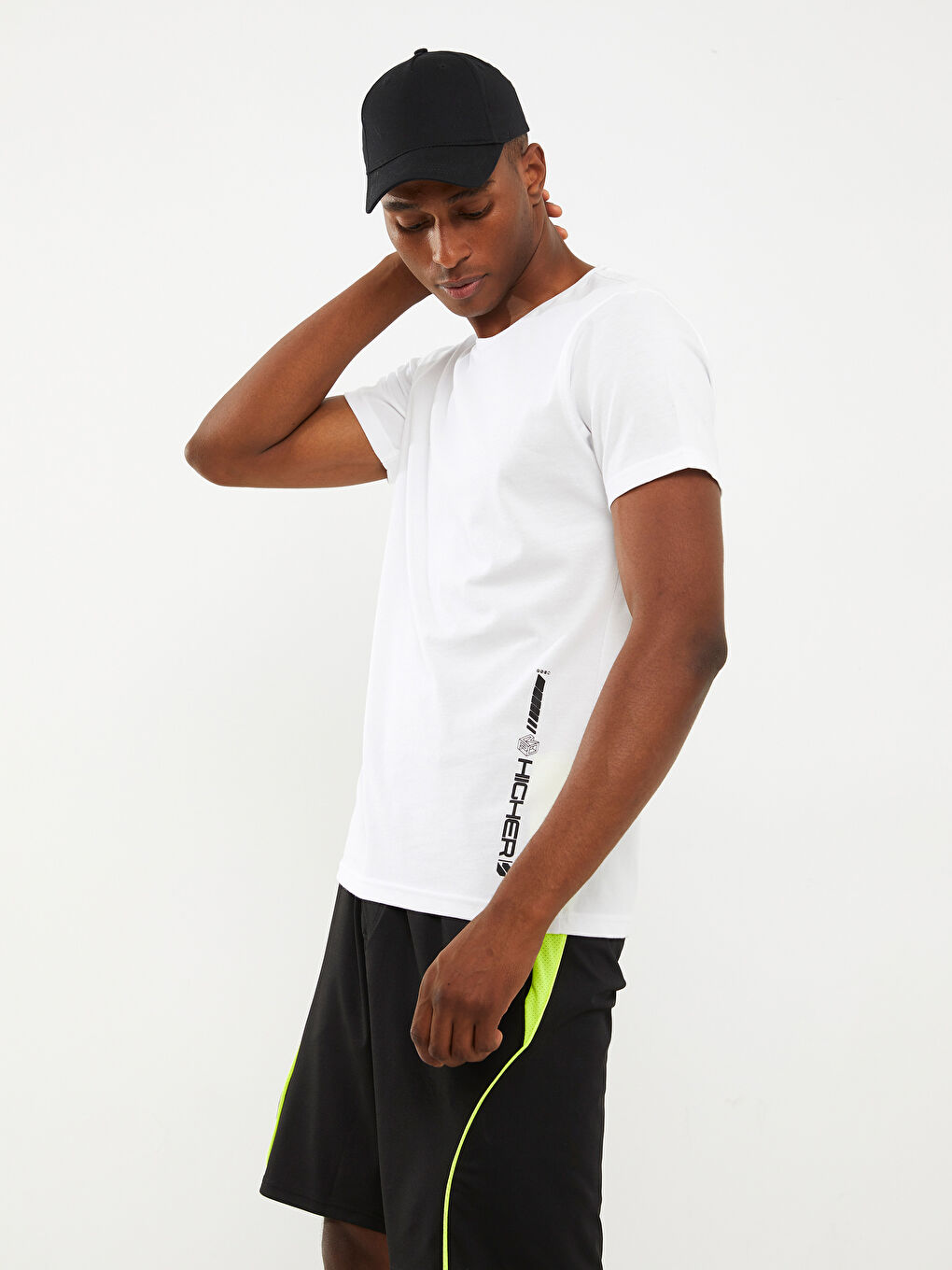 Beyaz Bisiklet Yaka Kısa Kollu Baskılı Erkek Spor Tişört-2