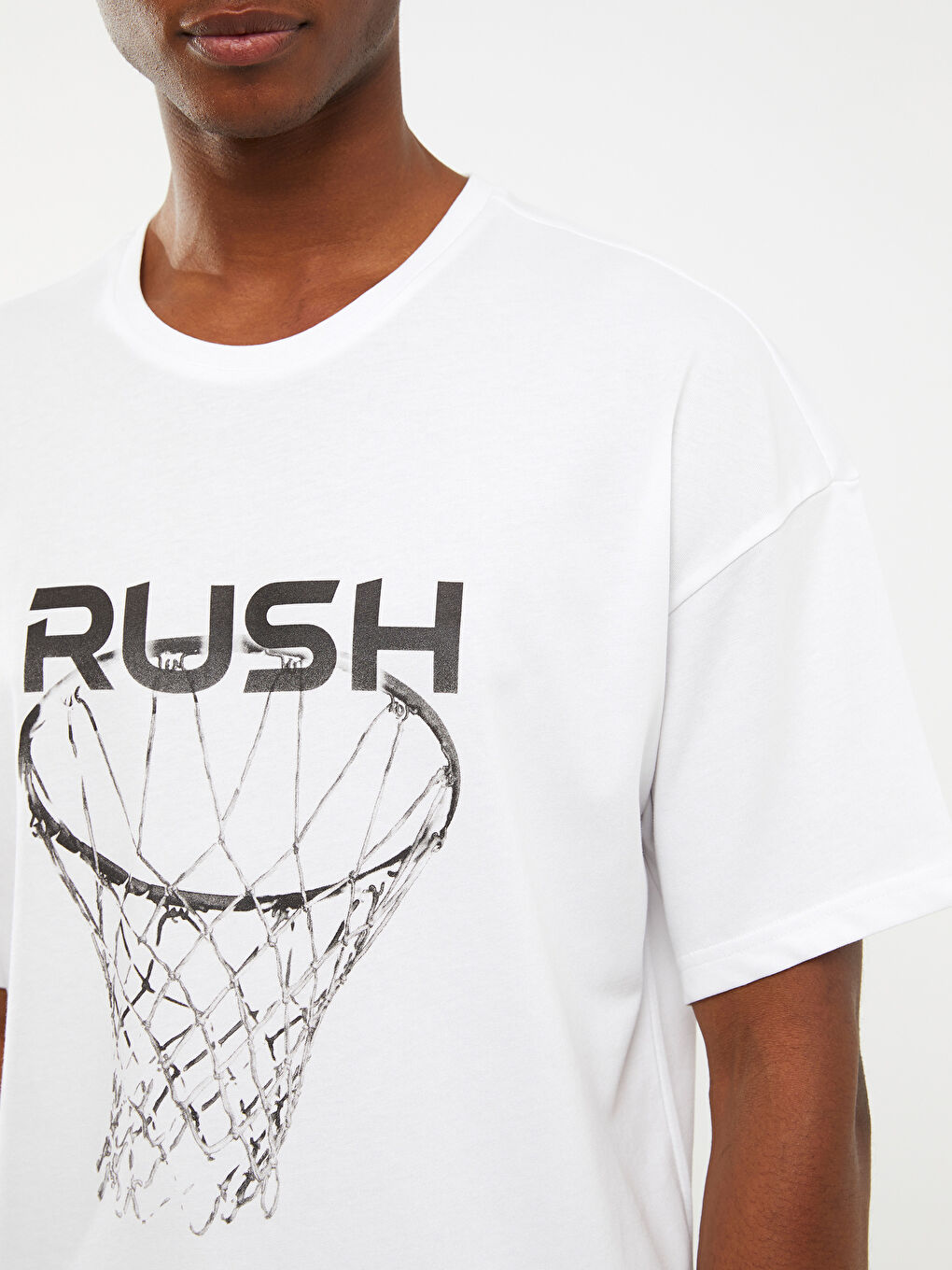 Beyaz Bisiklet Yaka Kısa Kollu Baskılı Erkek Spor Tişört-3