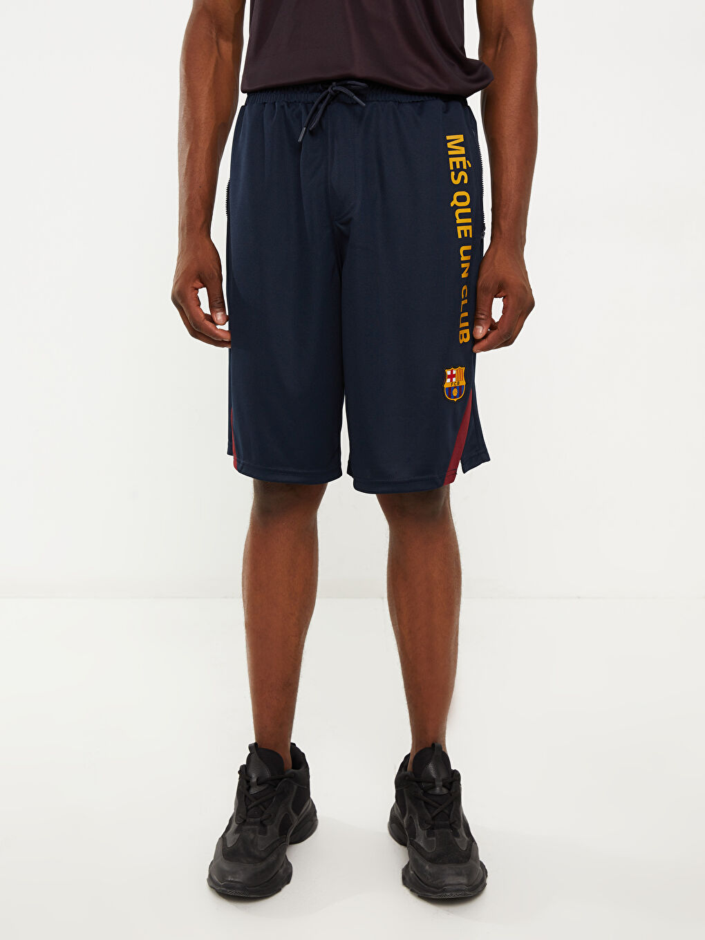 Lacivert Standart Kalıp Barcelona Baskılı Erkek Taraftar Şort-3