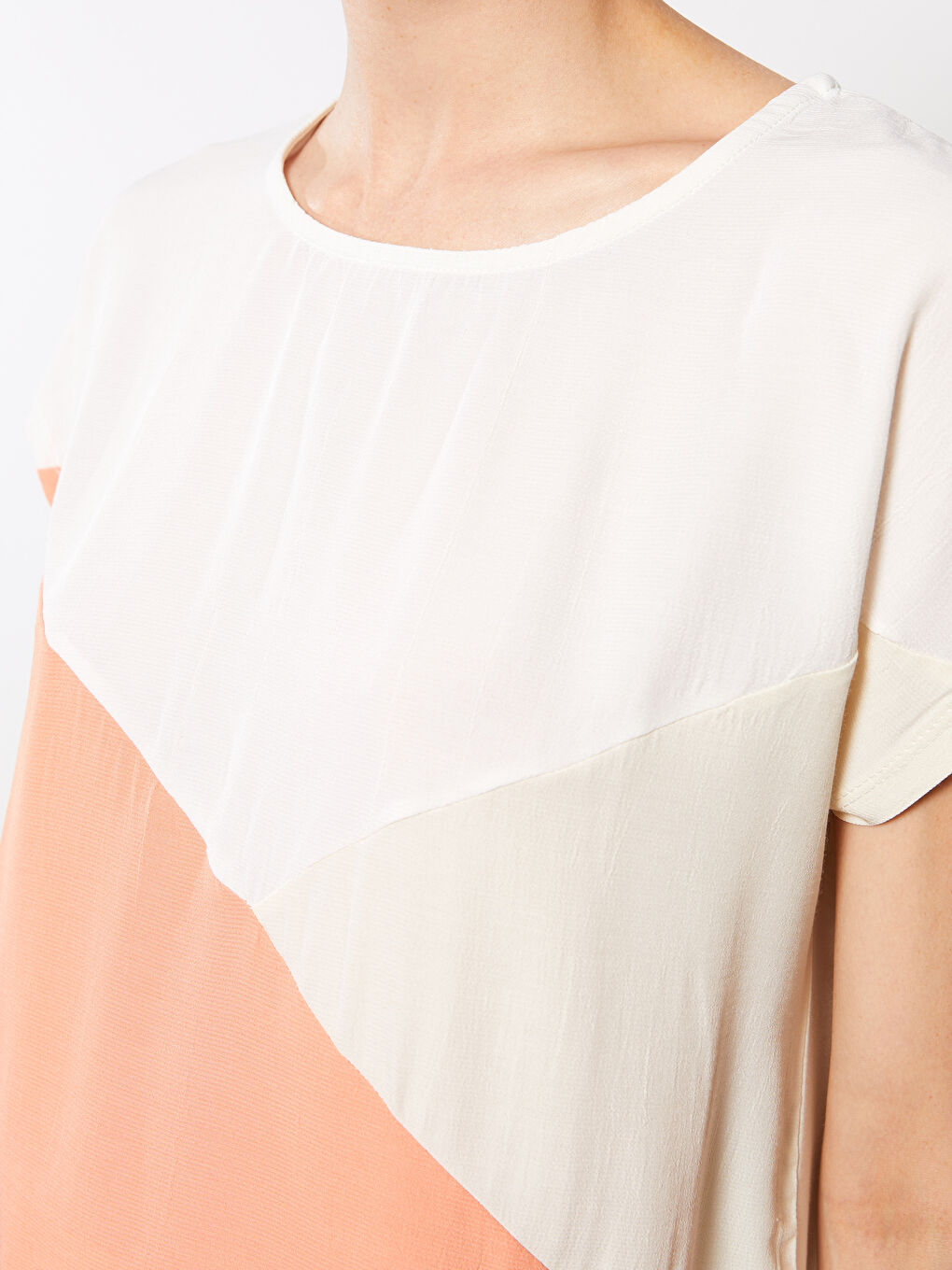 Crew Neck Color Block Short Sleeve Crepe Women's T-Shirt-3