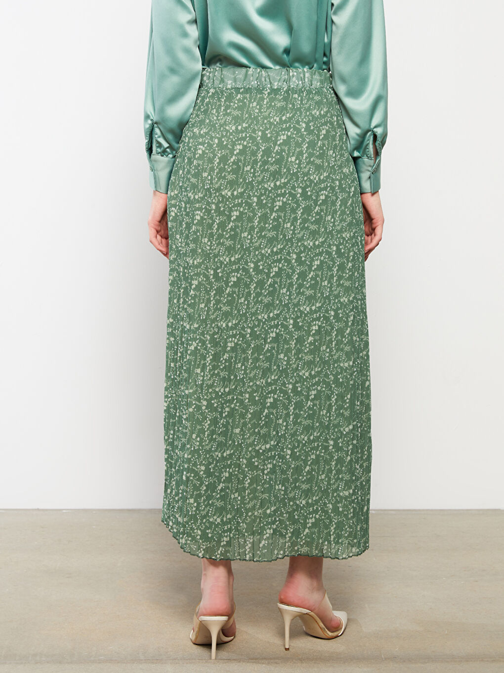 Yeşil Beli Lastikli Desenli Pileli Şifon Kadın Etek-3