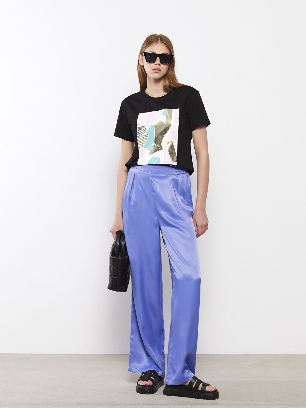 Mavi Beli Lastikli Rahat Kalıp Düz Saten Kadın Pantolon