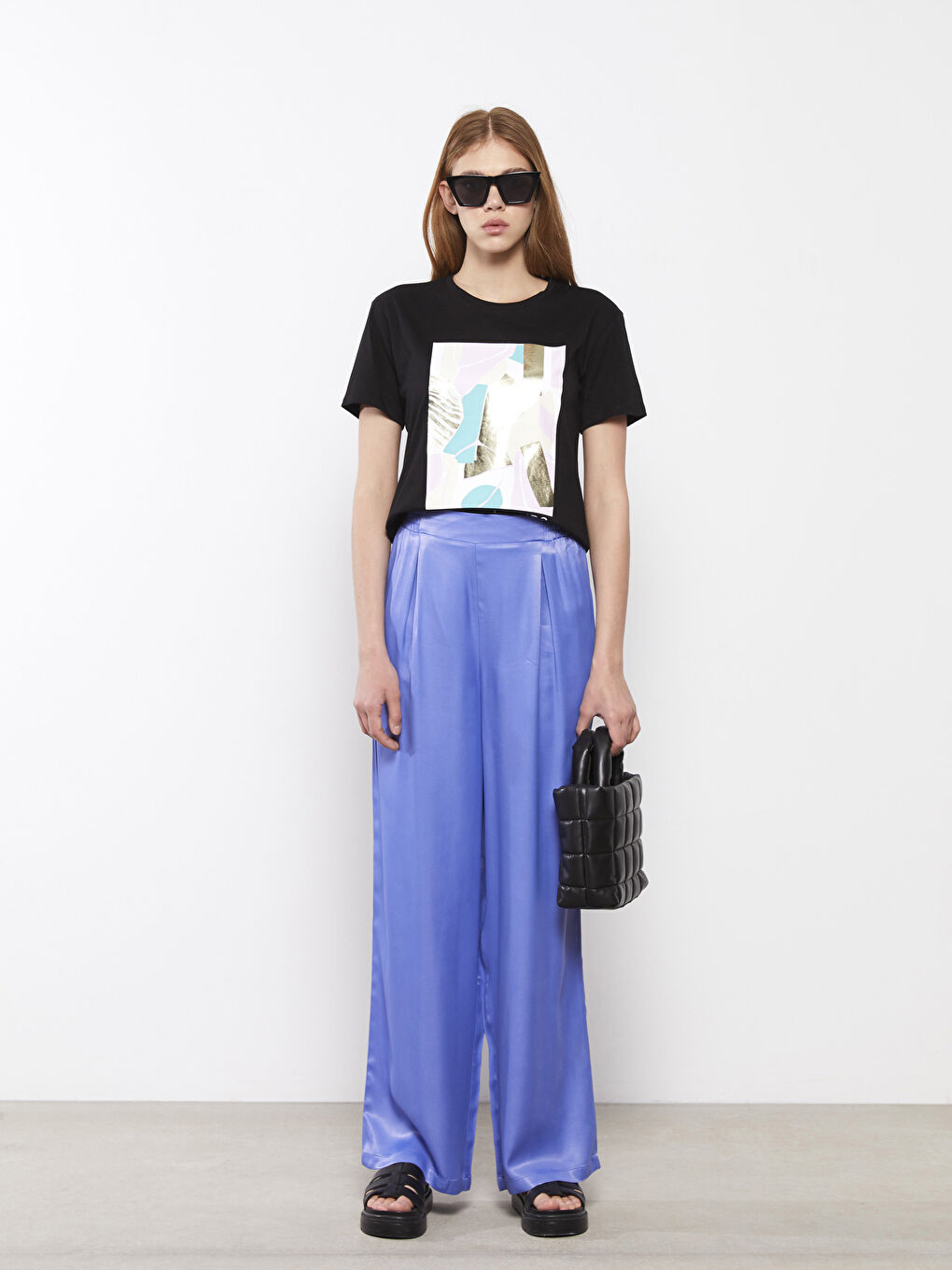 Mavi Beli Lastikli Rahat Kalıp Düz Saten Kadın Pantolon-1