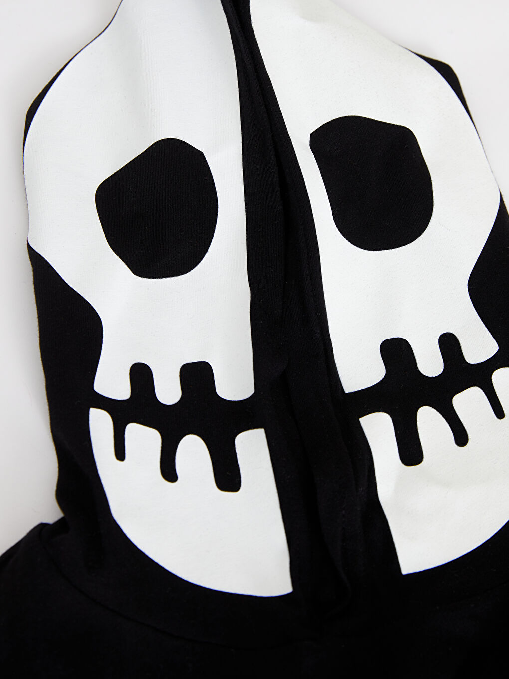 Siyah Kapüşonlu Baskılı Kısa Kollu Erkek Çocuk Tişört ve Eşofman Altı-4