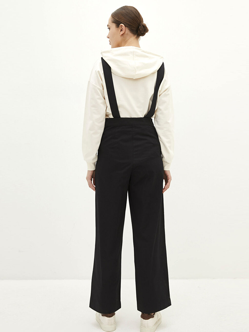 LCW Modest Siyah Kare Yaka Düz Askılı Gabardin Kadın Tulum - 3