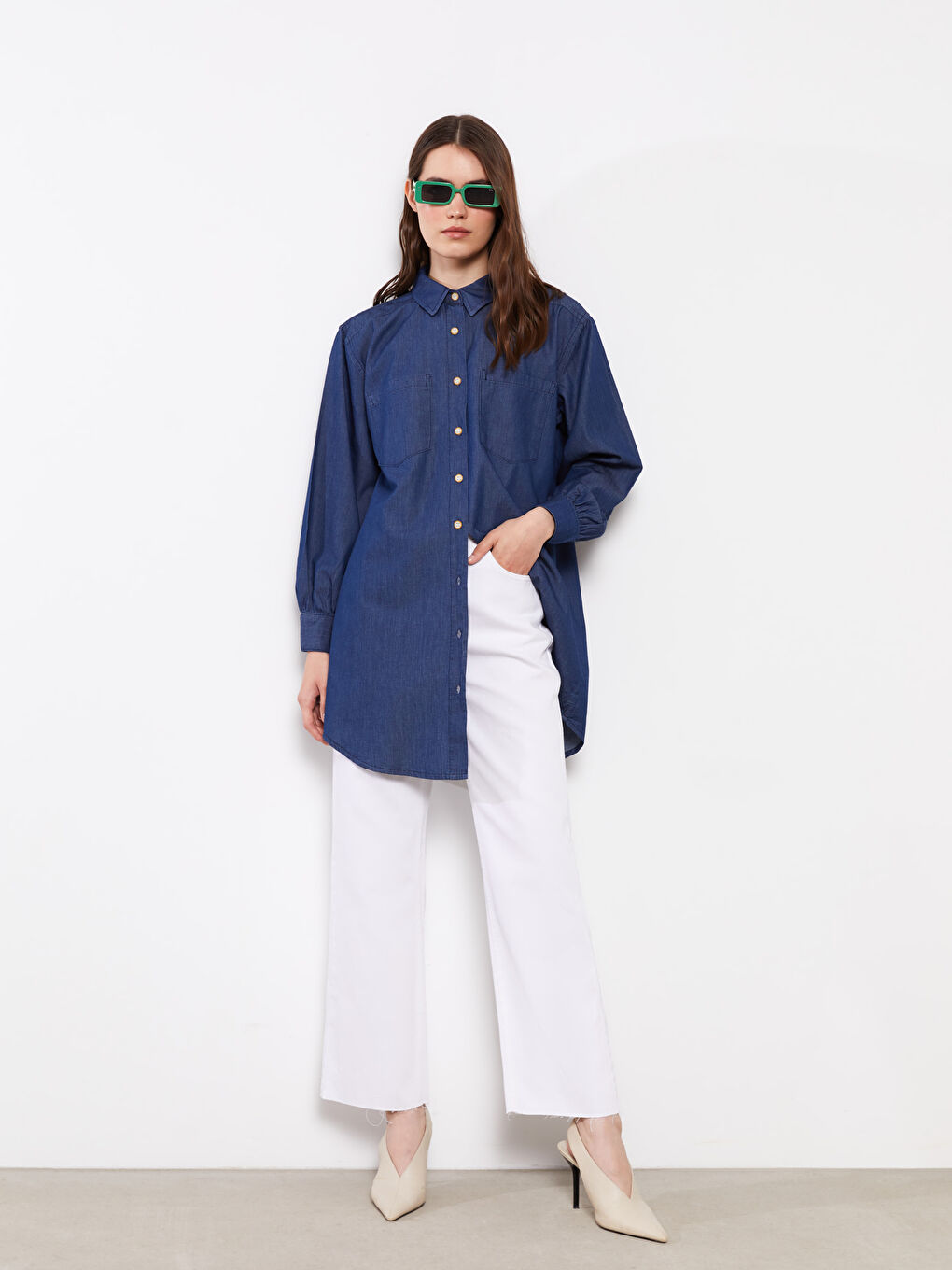 Beyaz Mom Fit Düz Cep Detaylı Kadın Jean Pantolon