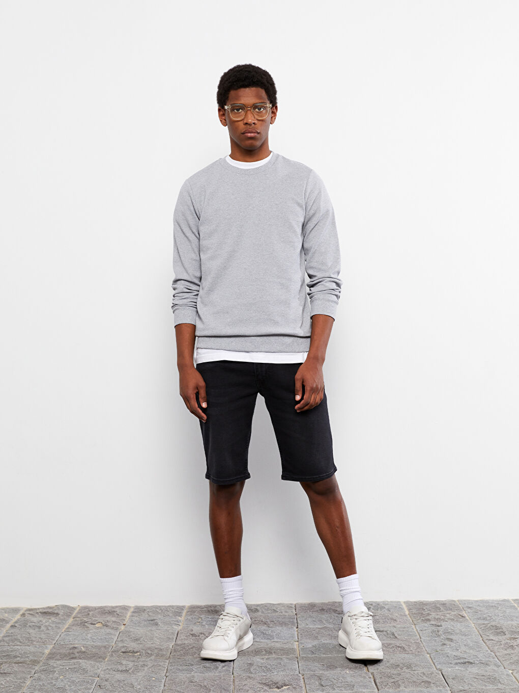 Gri Bisiklet Yaka Uzun Kollu Erkek Sweatshirt