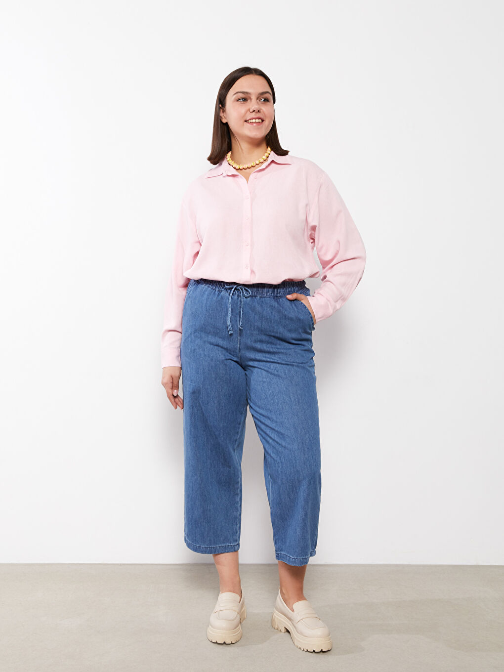 LC WAIKIKI Große Größen Elastischer Bund Gerade Tasche Detaillierte Damen Rodeo Jeans Capri -S2IH83Z8-507