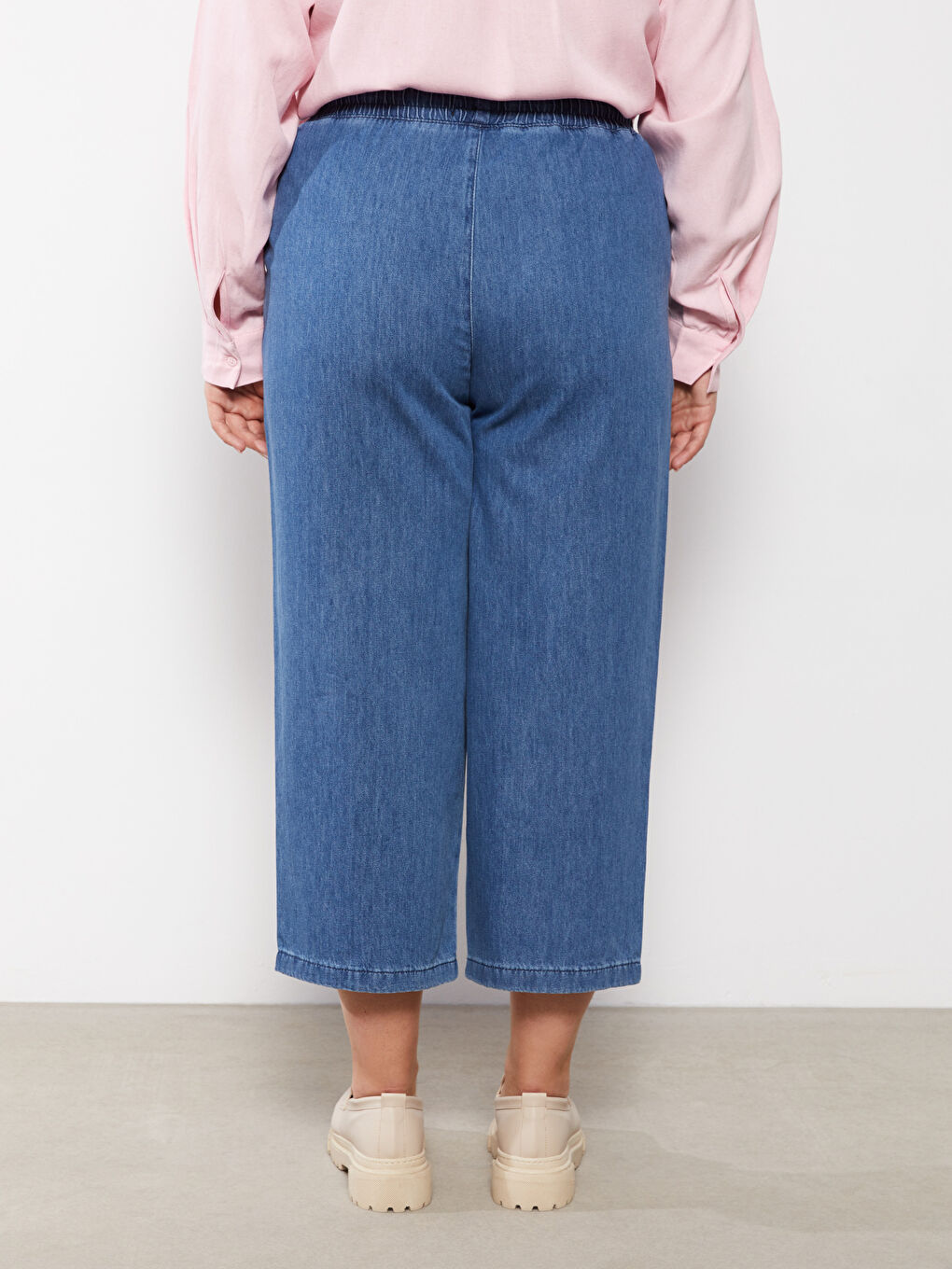 LC WAIKIKI Große Größen Elastischer Bund Gerade Tasche Detaillierte Damen Rodeo Jeans Capri -S2IH83Z8-507
