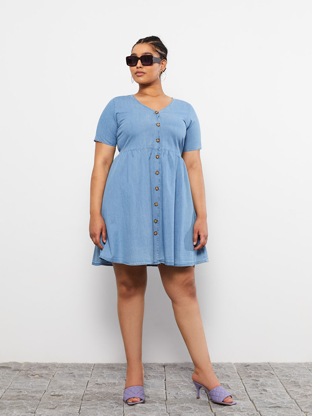 İndigo Büyük Beden V Yaka Düz Kısa Kollu Kadın Jean Elbise