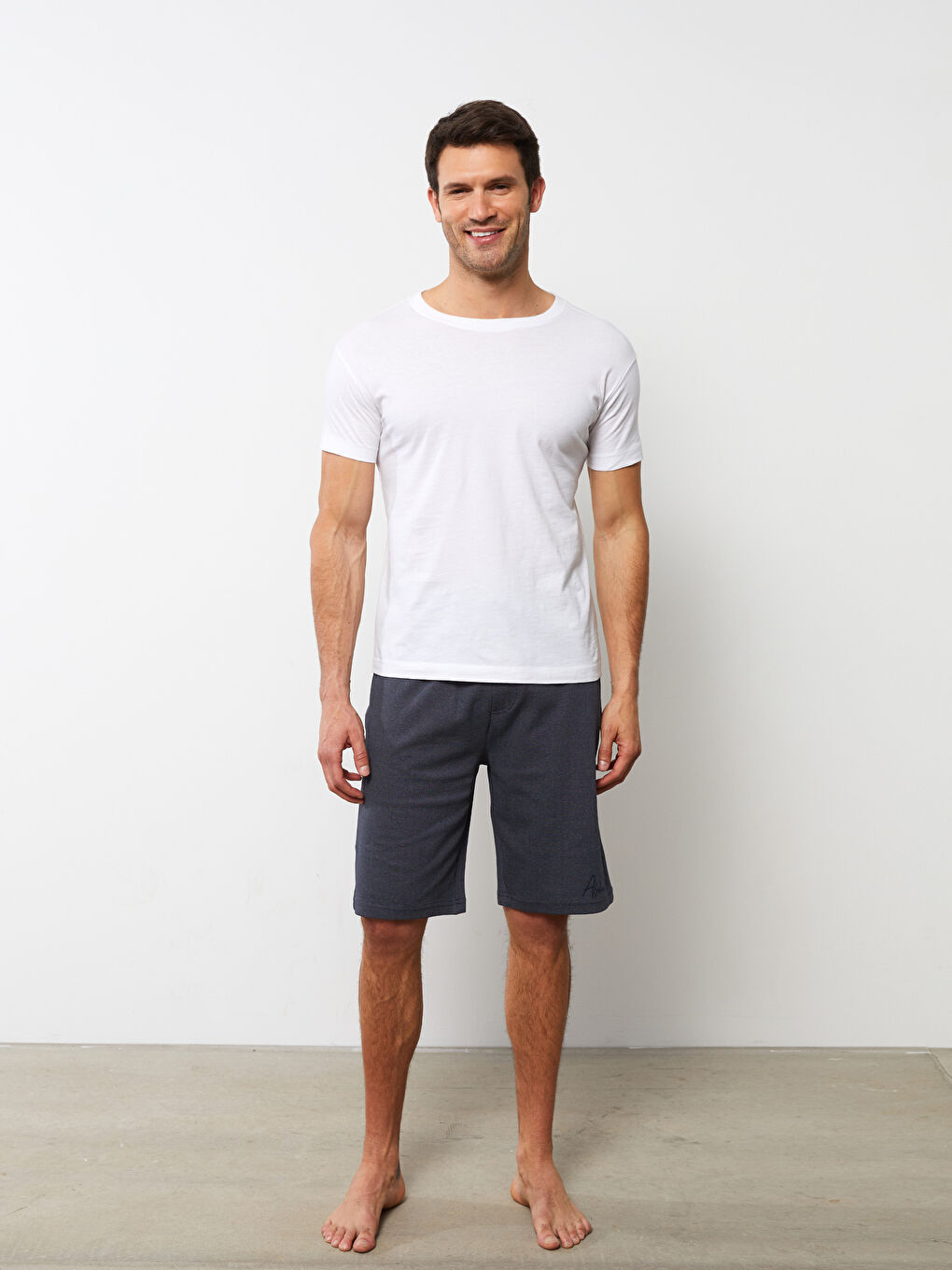 Ерлерге арналған стандартты пішім пижама шалбарлары шорты