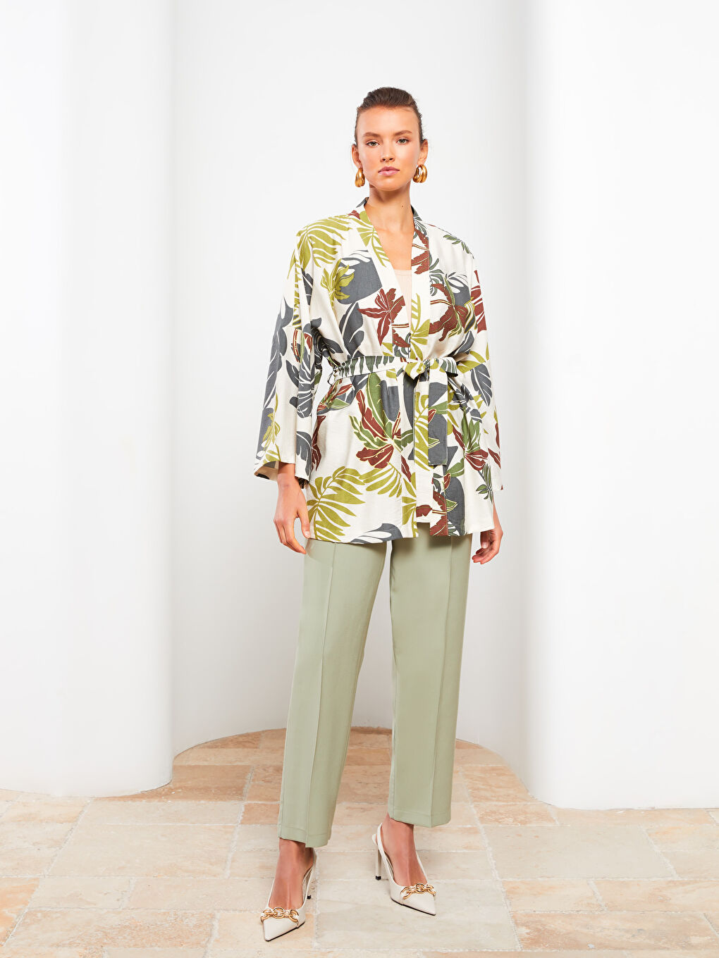 Ekru Şal Yaka Desenli Uzun Kollu Keten Kadın Kimono