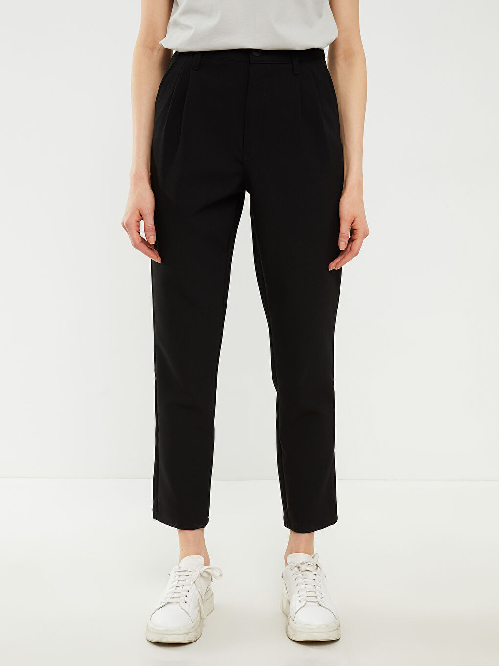Siyah Standart Fit Düz Cep Detaylı Kadın Pantolon-7