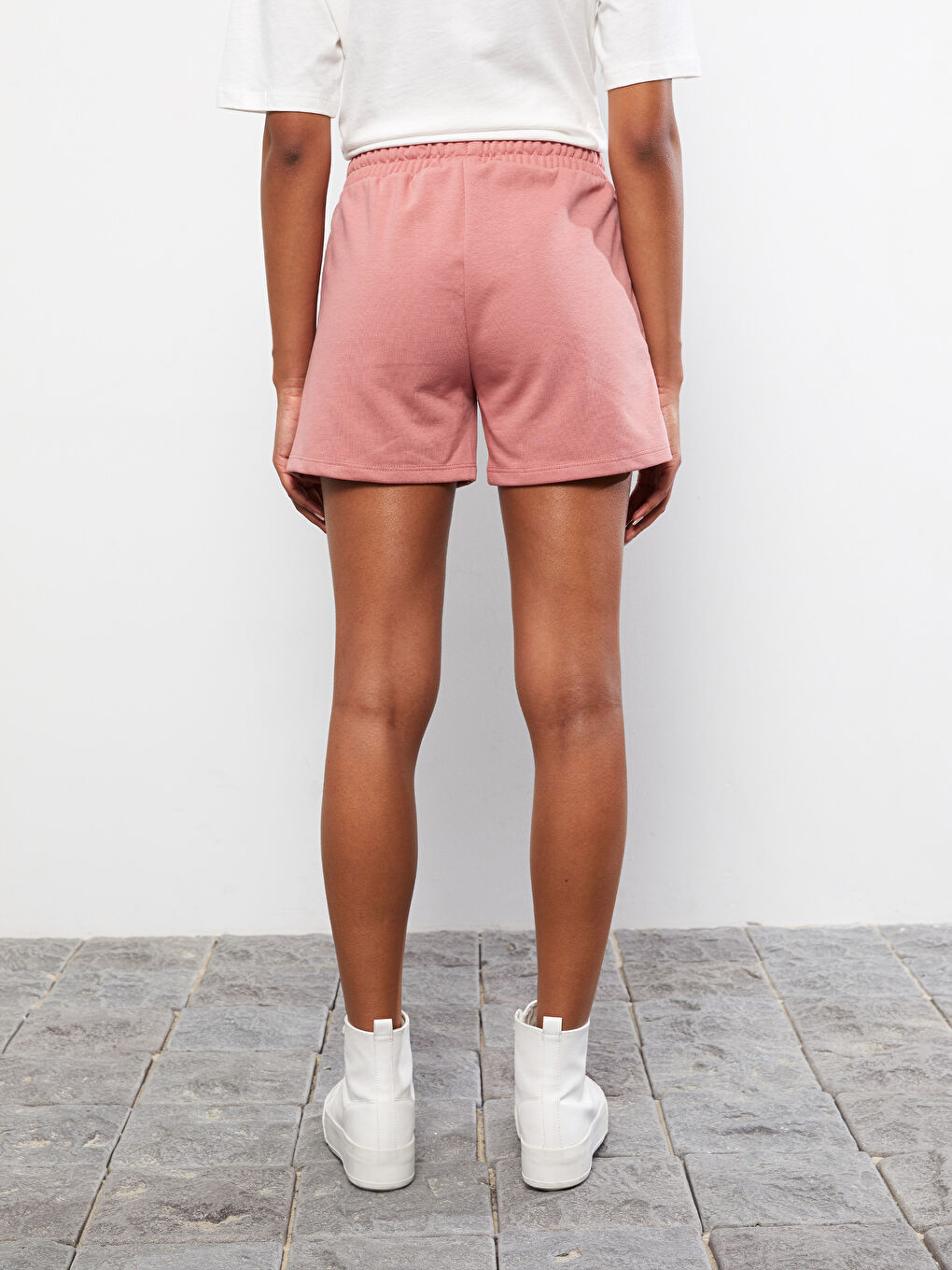 LCW Vision Women's Bermuda Shorts With Elastic Waist Printed -S2II66Z8-RZP