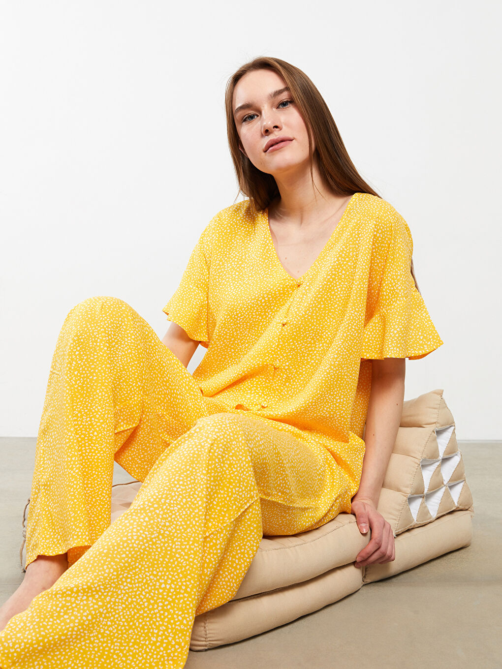 Ensemble de Pyjama pour Femmes en Viscose à Manches Courtes et Imprimé à Col en V-2