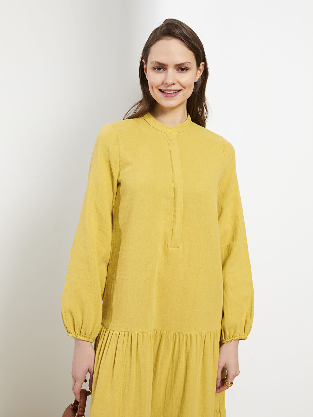 Sarı Hakim Yaka Düz Uzun Kollu Pamuklu Kadın Elbise-2