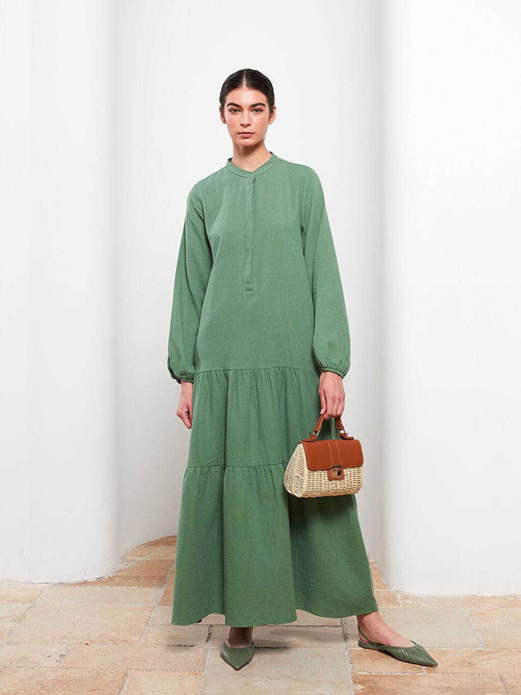 فستان قطن كم طويل بياقة مندرين للسيدات-2