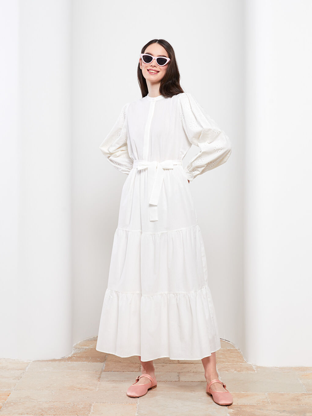 Ekru Dik Yaka Nakışlı Uzun Kollu Poplin Kadın Elbise