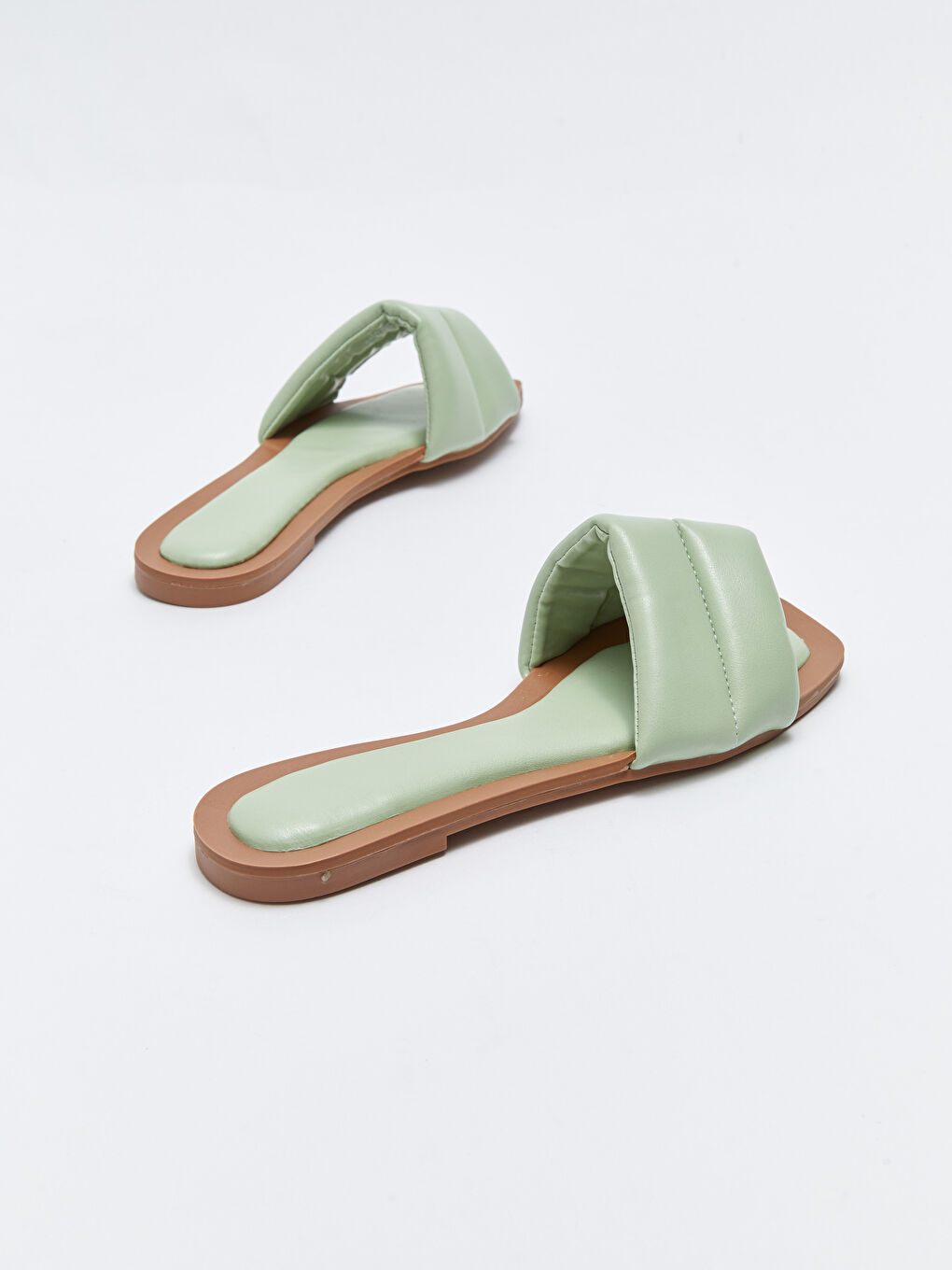 Yeşil Deri Görünümlü Tek Bantlı Kadın Terlik-4