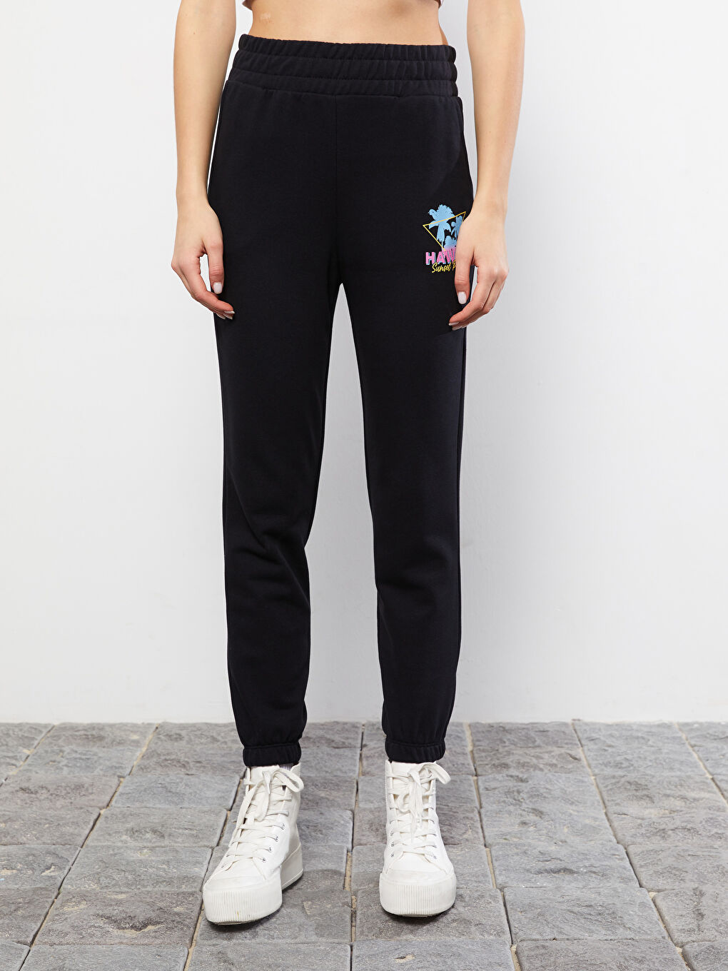 بنطال رياضي بطبعة بخصر مطاطي للسيدات-3