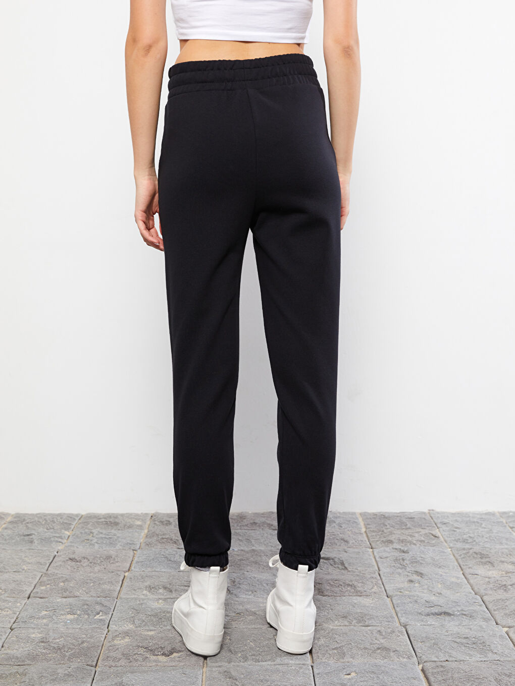 بنطال رياضي بطبعة بخصر مطاطي للسيدات-4