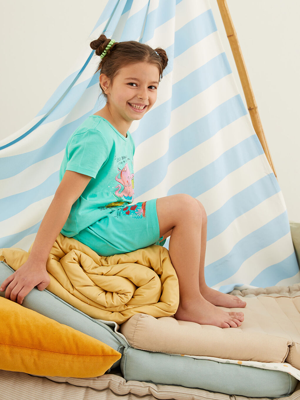 Turkuaz Bisiklet Yaka Baskılı Kısa Kollu Kız Çocuk Şortlu Pijama Takımı-2