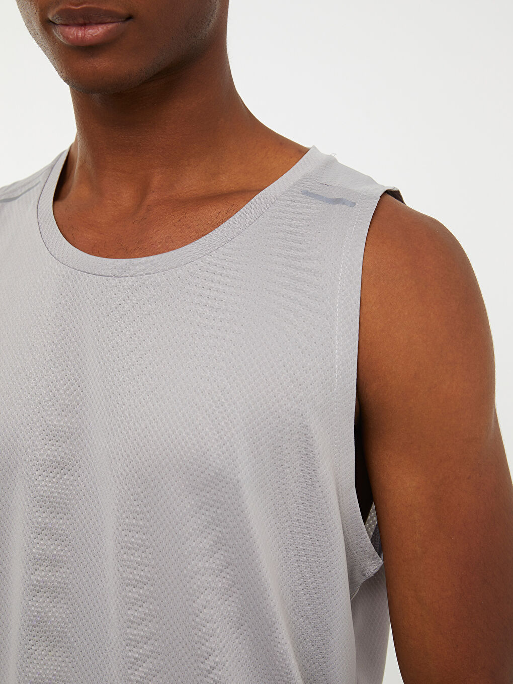 طقم رياضي سليم فيت للرجال-3