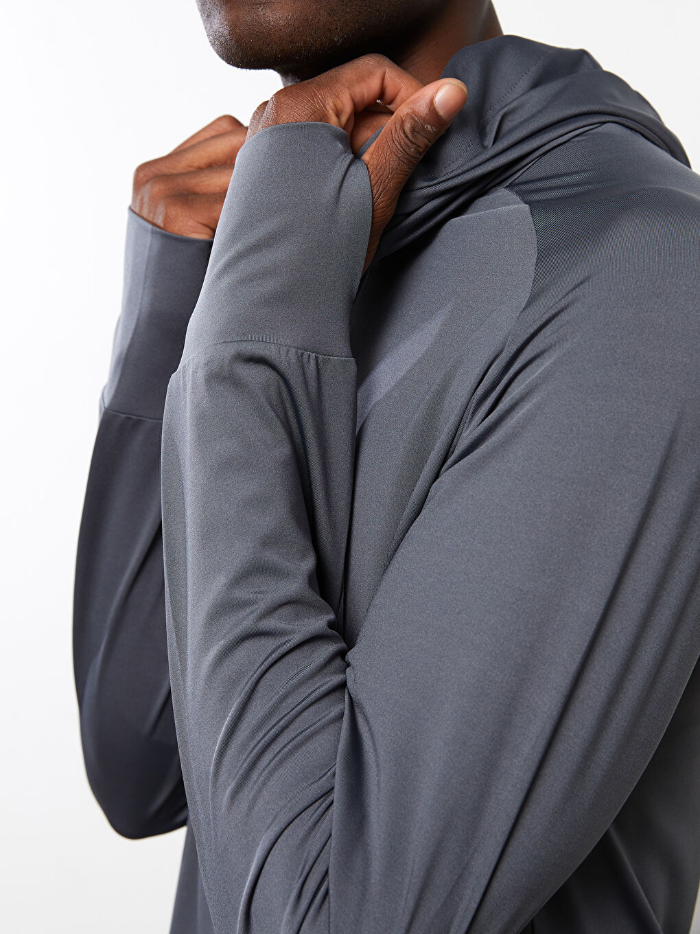 Gri Kapüşonlu Uzun Kollu Erkek Spor Tişört-3