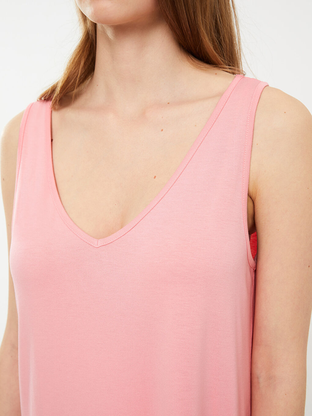 قميص نوم بدون أكمام بياقة على شكل حرف V للسيدات-3