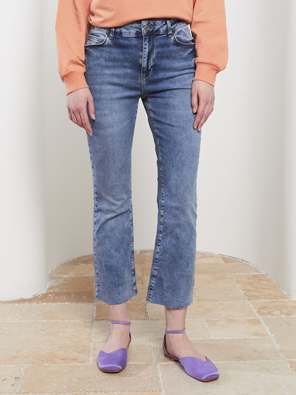 İndigo Mars Flare Düz Cep Detaylı Kadın Jean Pantolon-2