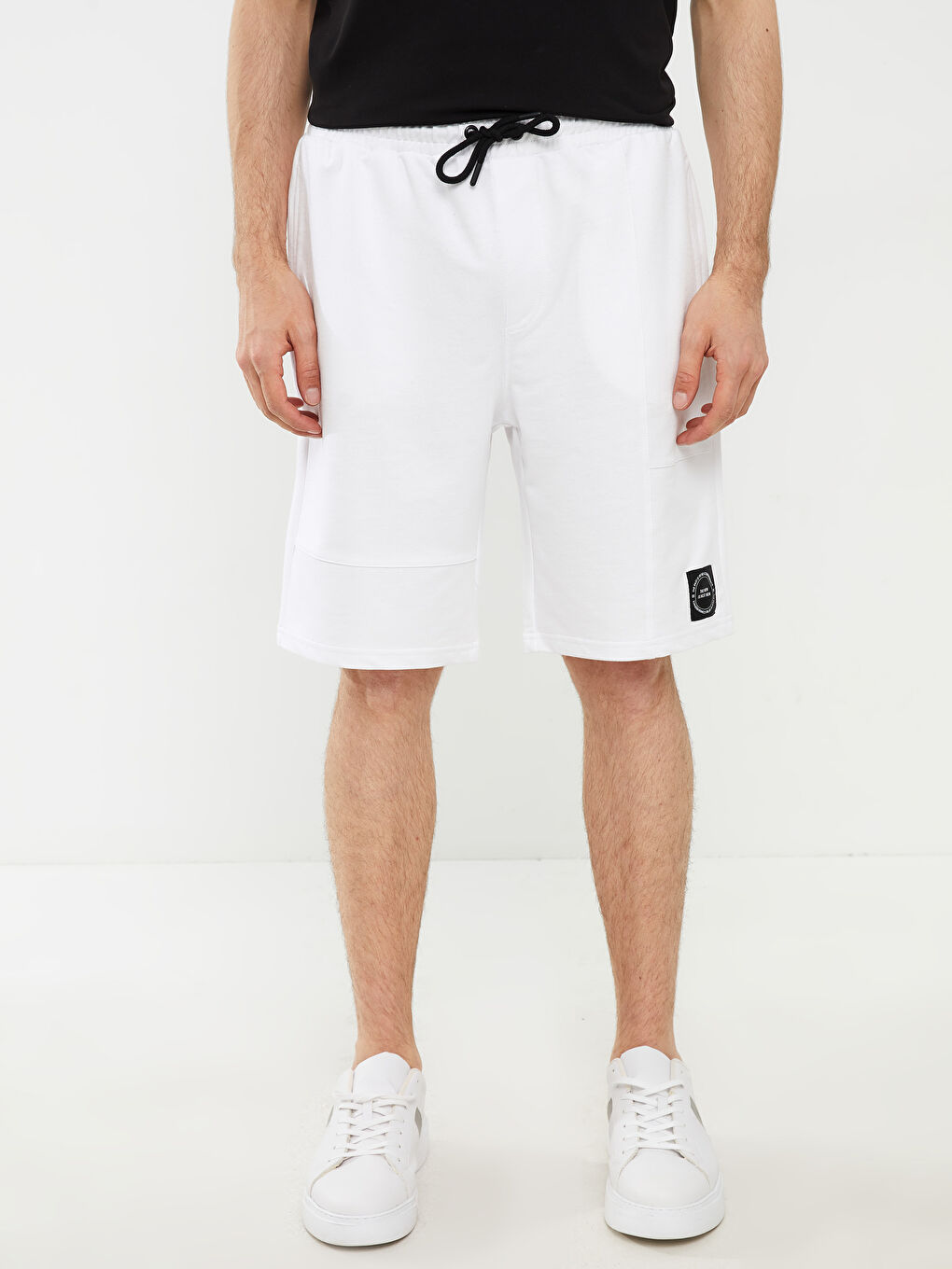 Beyaz Slim Fit Baskılı Erkek Roller Şort-2