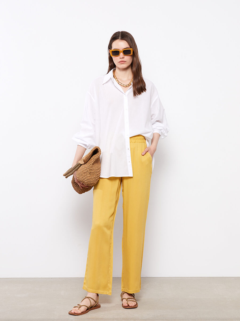 Sarı Beli Lastikli Rahat Kalıp Düz Viskon Kadın Pantolon-1