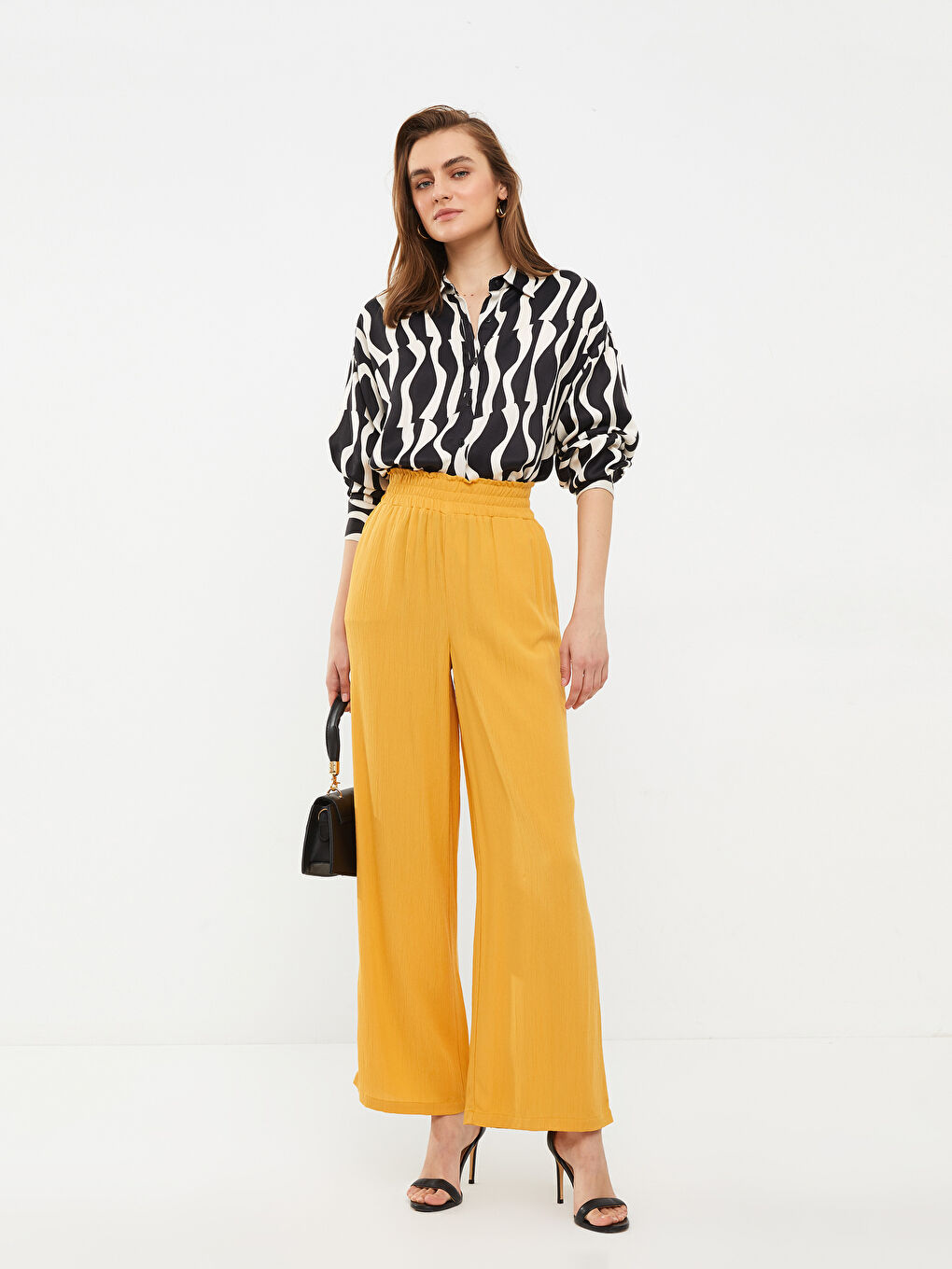 Sarı Beli Lastikli Rahat Kalıp Düz Viskon Kadın Pantolon-1