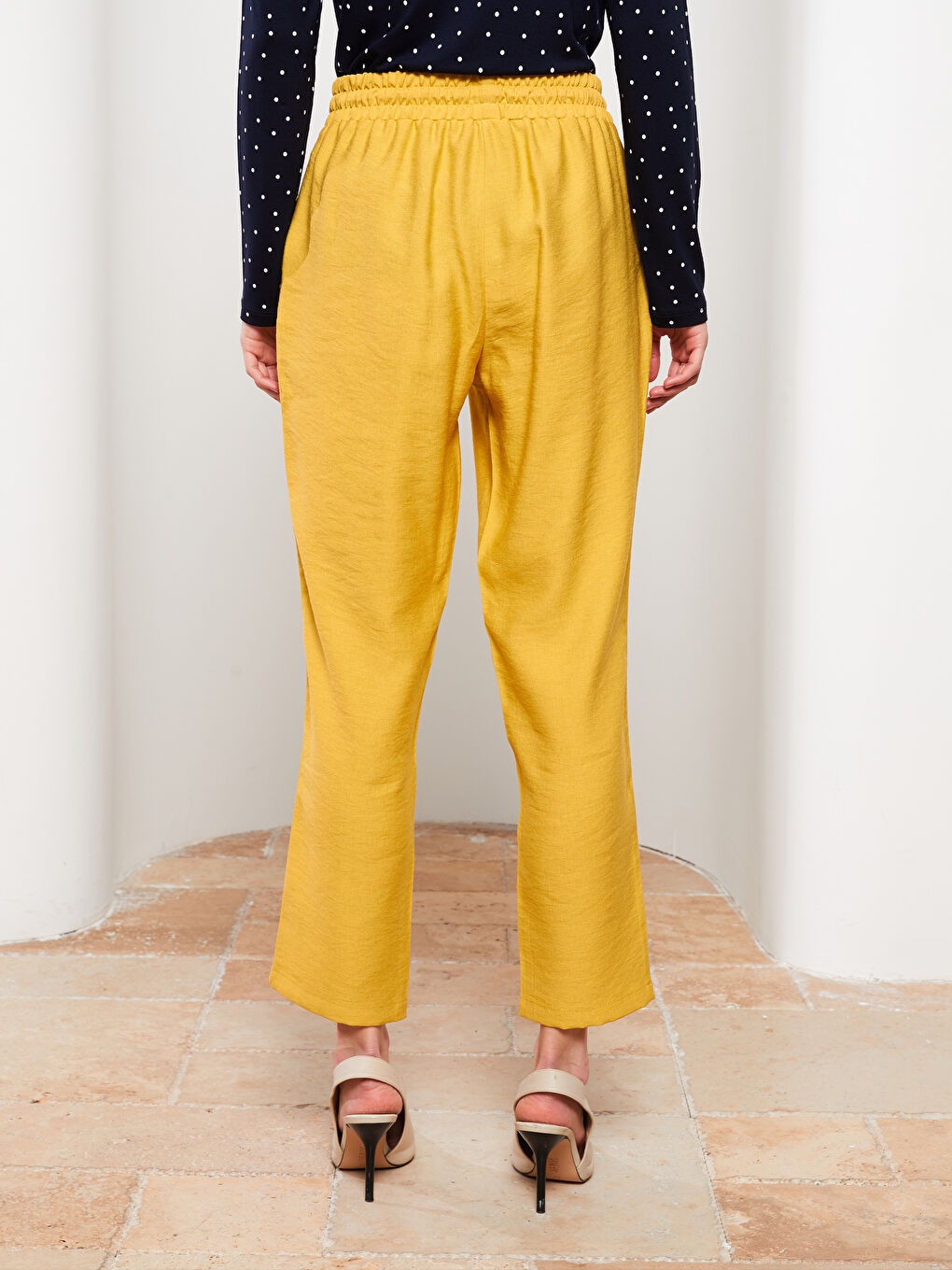 Sarı Kadın Beli Lastikli Rahat Kalıp Düz Pantolon-4